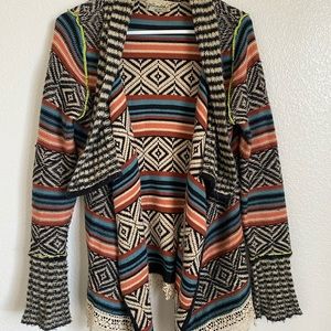 Gimmicks by BKE Sweater